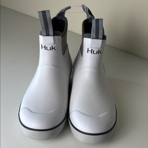 Huk White Ankle Rain High Performance Fishing Boots
